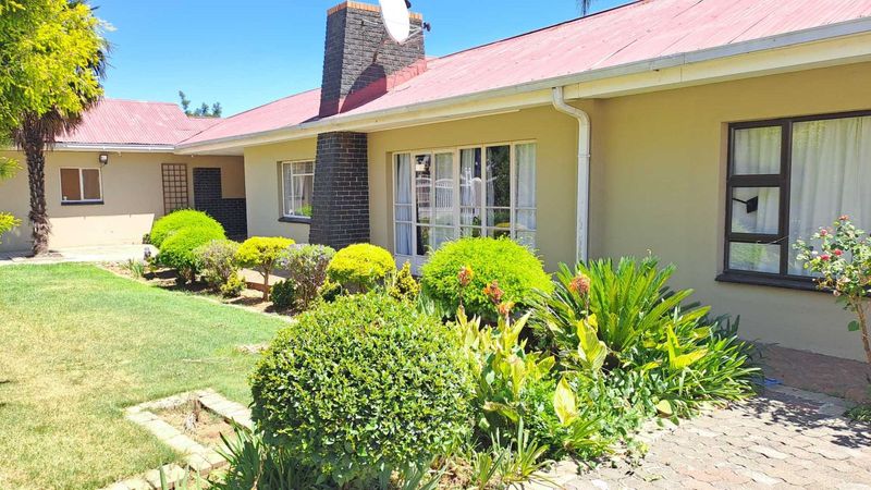 Income-generated home in Universitas, Bloemfontein