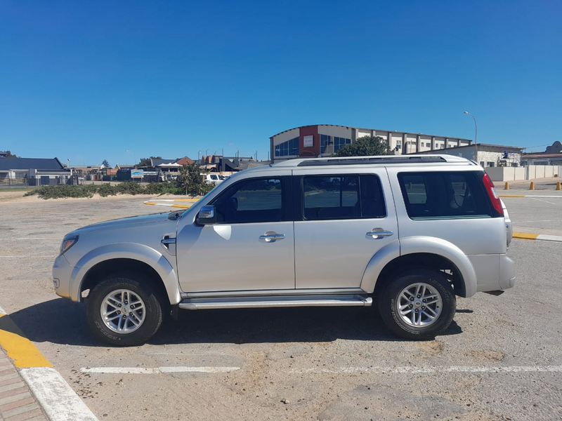 2012 3.0 Ford Everest SUV