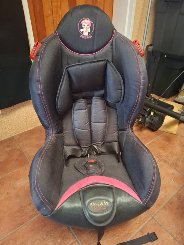 Safeway Imola car seat