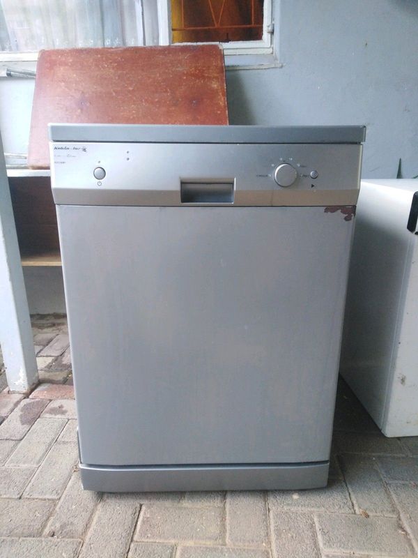 Kelvinator grey dishwasher
