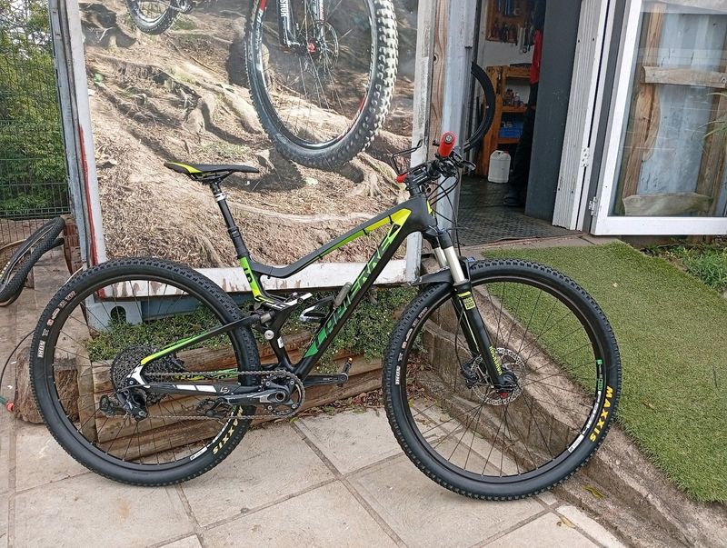 Lappierre XR 529 29&#34; Carbon MTB