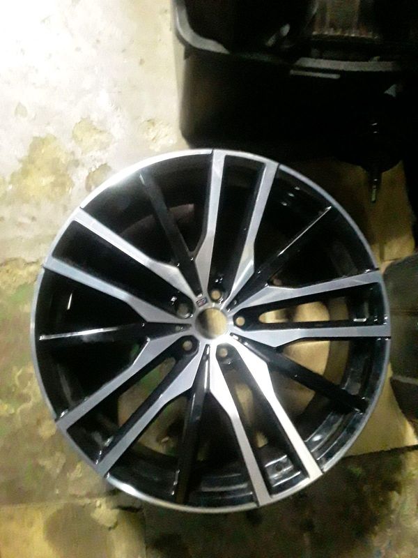 BMW  f15 rim