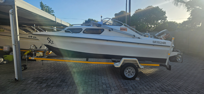 Interceptor 160 Cabin Boat