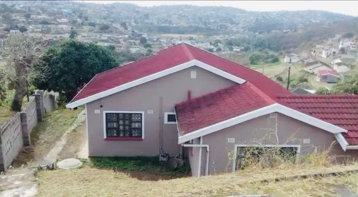 3 bedroom House with Bic fence with a single gerage in Umlazi AA section 0723108513