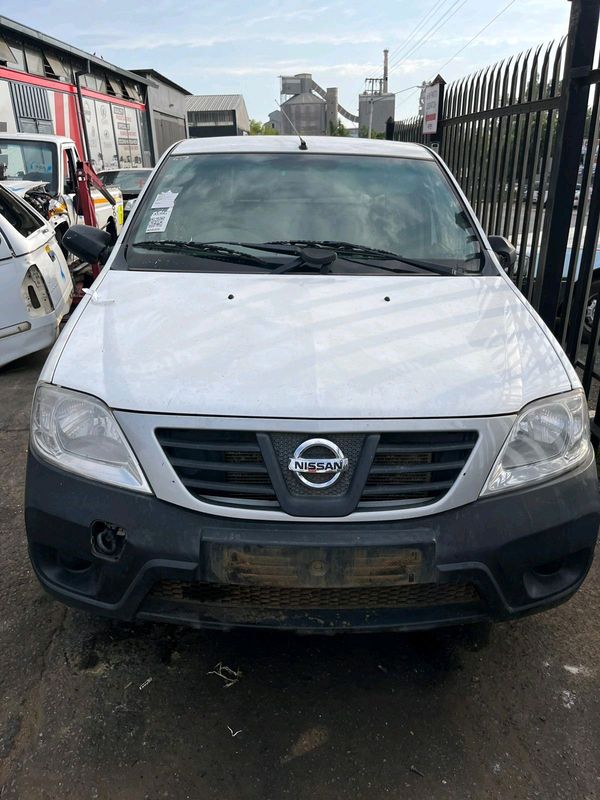 Nissan NP200 1,6 stripping for parts
