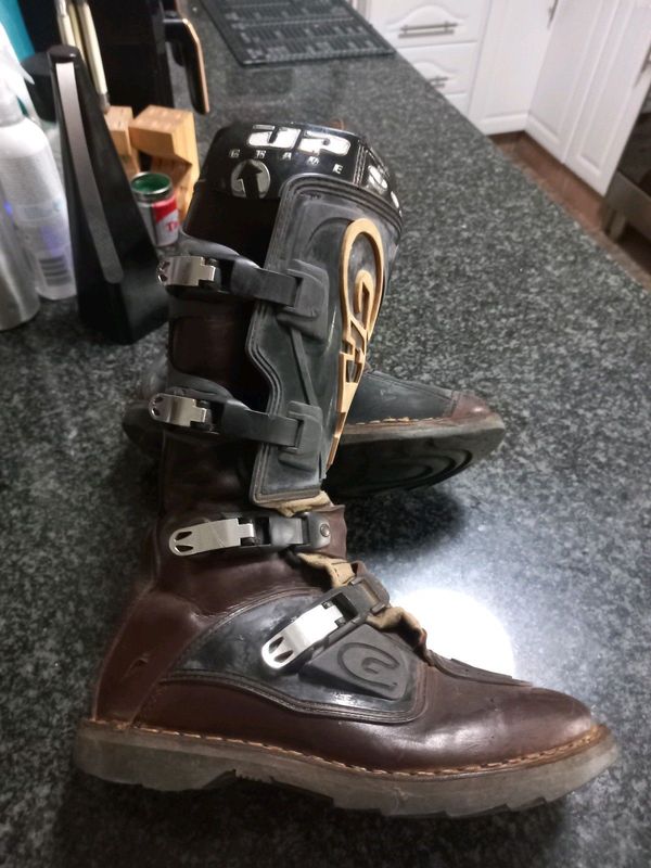 Gar Skywalk Motocross boots