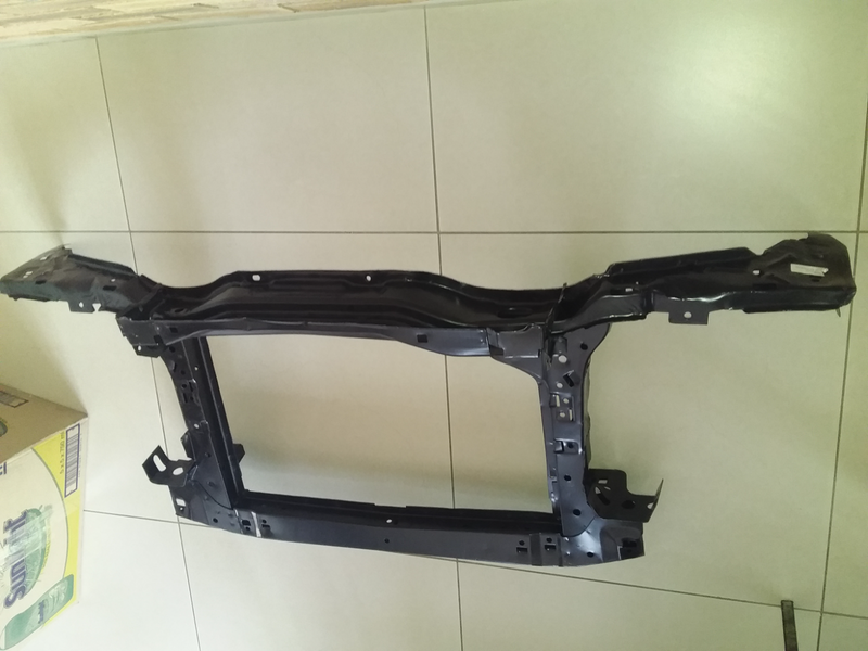 BMW E30 1989/1992 3 BRAND NEW  FRONT CRADLES FORSALE PRICE R1750