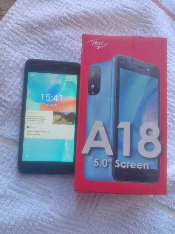 Intel A18 phone with box, accessories and receipt