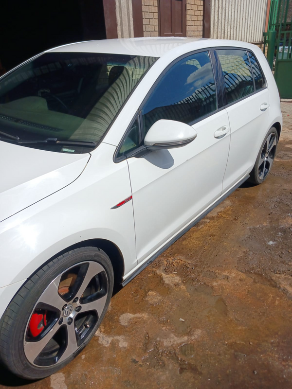 2014 VW  GOLF GTI 7