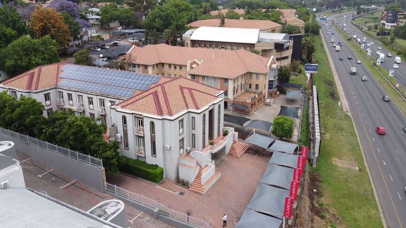 1442m² Commercial To Let in Waverley at R165.00 per m²