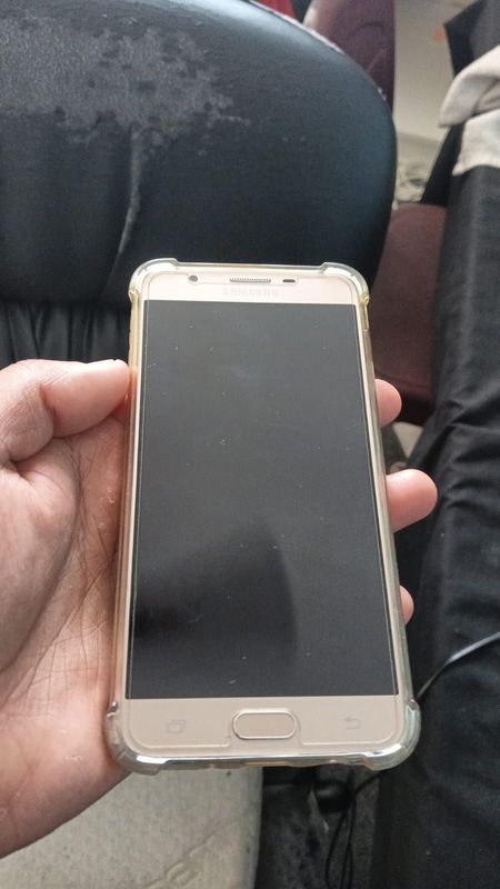 Samsung galaxy j7 phone