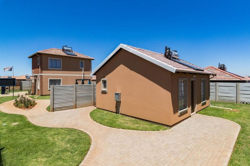 Check out new homes of Savanna City on a bargain Price