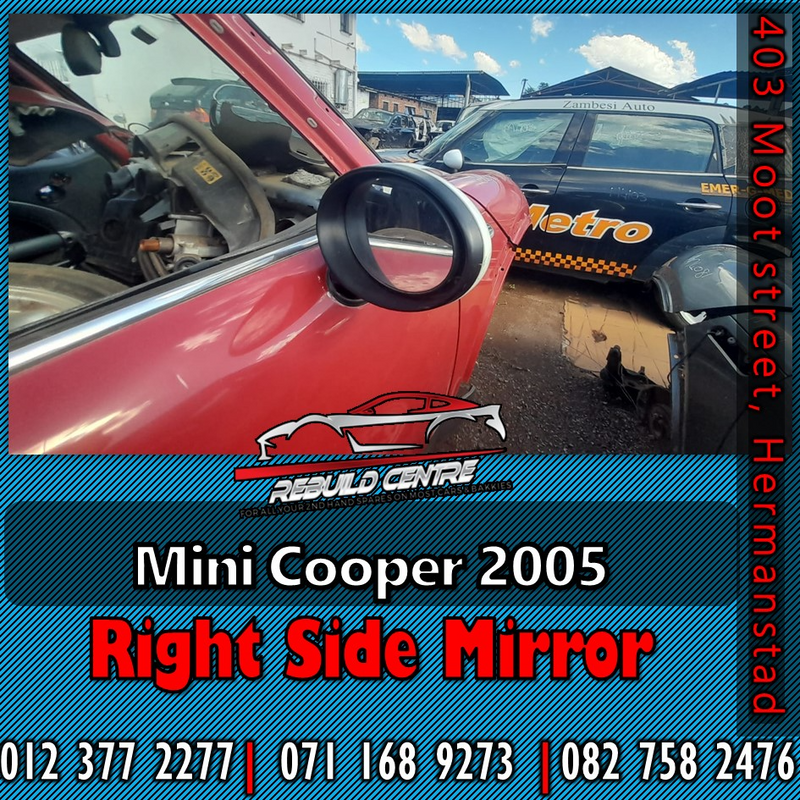 Mini Cooper 2005 Right side mirror for sale.