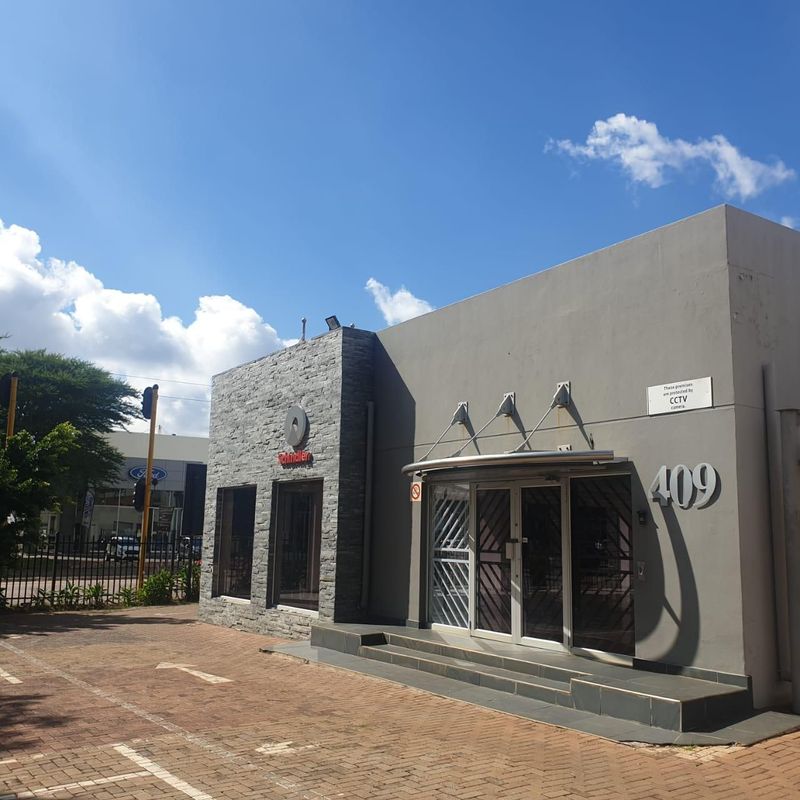 800 SQM COMMERCIAL BUILDING FOR SALE SITUATED AT 409 JAN SHOBA STREET IN HATFIELD