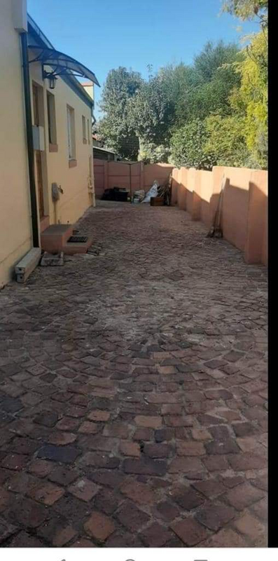 TOWNHOUSE FOR SALE IN HALFWAY GARDENS, MIDRAND