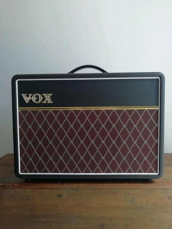 Vox AC10C1 Top Boost all-tube electric guitar amp with REVERB Immaculate condition!