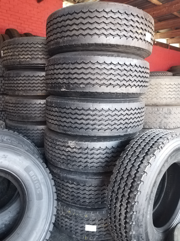 385/65R22.5 NEW RETREADED TRAILER TYRES,HIGH LOADING ABILITY,SAFE AND RELIABLE: 0745134568