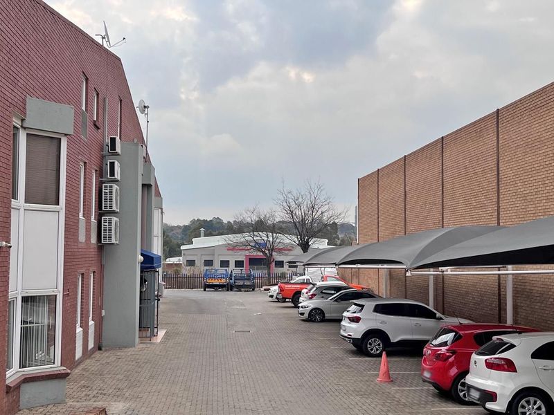 2720m² Industrial To Let in Founders View at R55.00 per m²