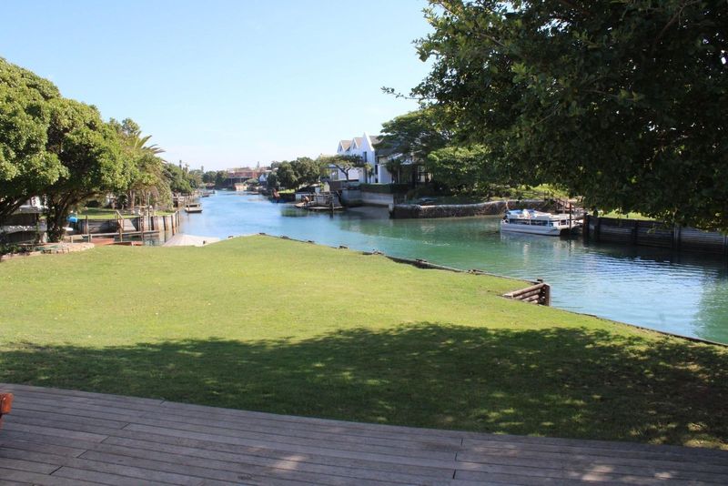 Self-Catering Holiday Accommodation in St Francis Bay, Canals