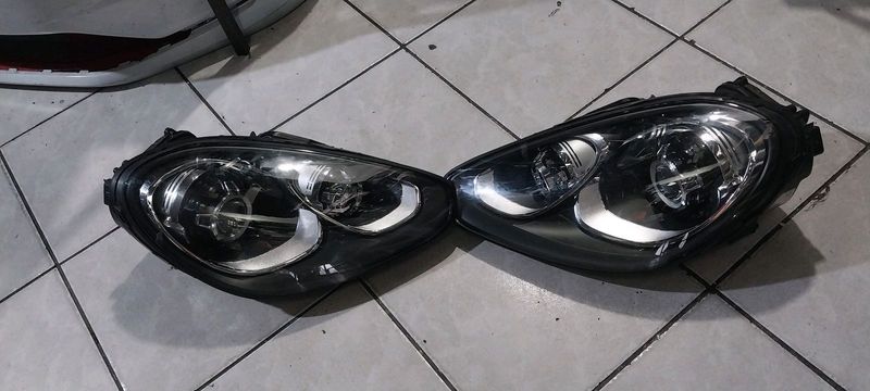 PORSCHE CAYENNE XENON HEADLIGHTS