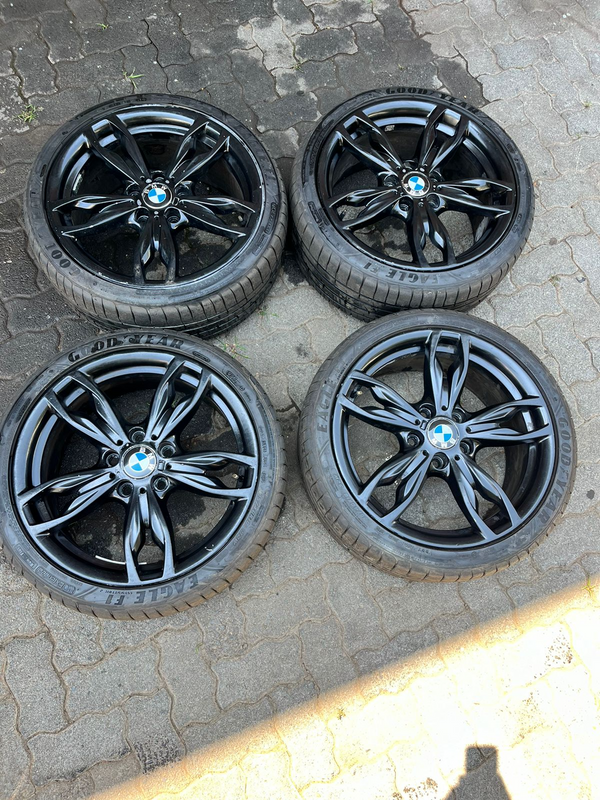 Bmw 18inch F20 m sport rims with run  flats tyres