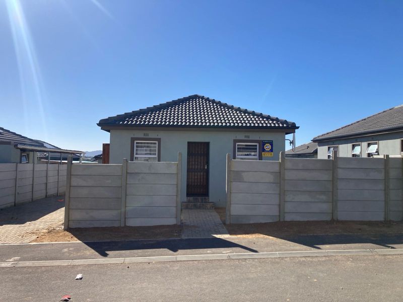 2 Bedroom house in Mountain Ridge Estate Paarl for RENT R6 500p/m