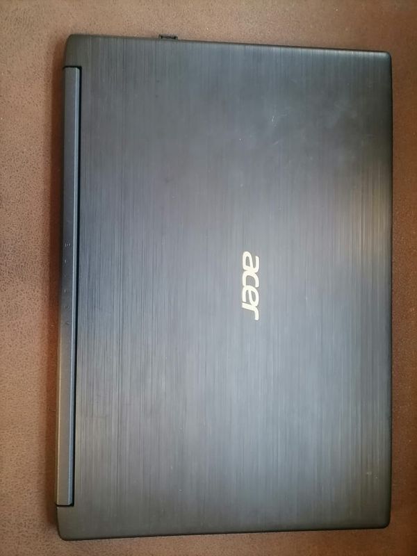 ACER Laptop R3000