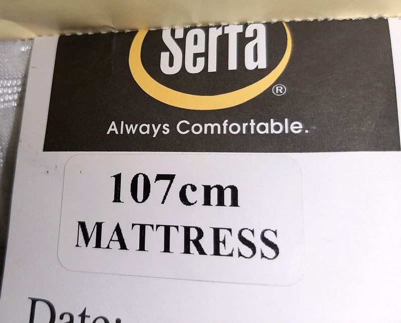 Serta 3/4 Bed Set (Matress &amp; Base)- Brand New