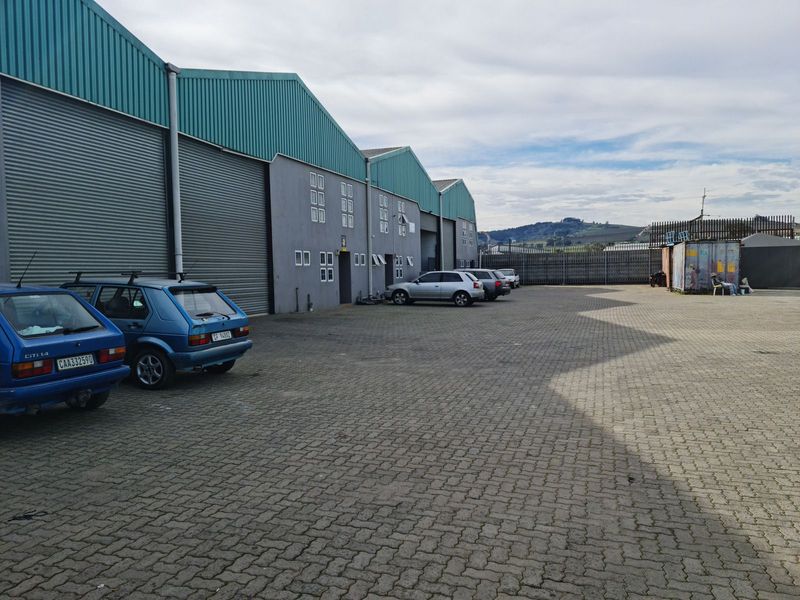 400m2 Warehouse To Let in Blackheath
