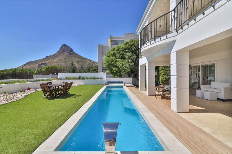 Stunning 4 Bed Villa in Camps Bay