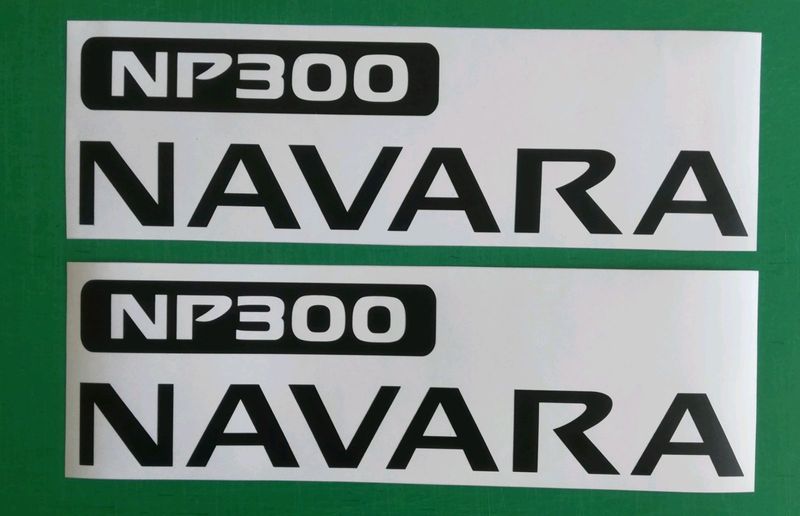 Pair off Nissan Navara NP 300 rear side decals / vinyl cut stickers /