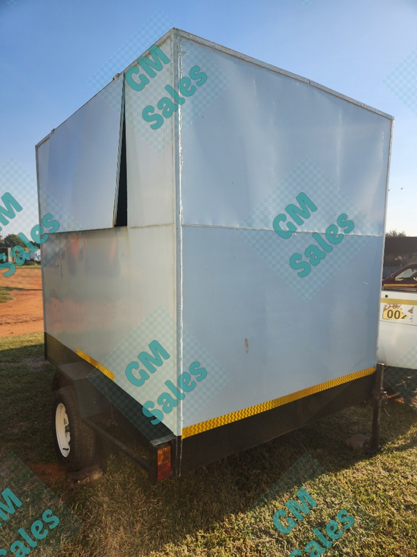 Single-Axle Food Trailer R35 000, excl (Papers) 0825949026