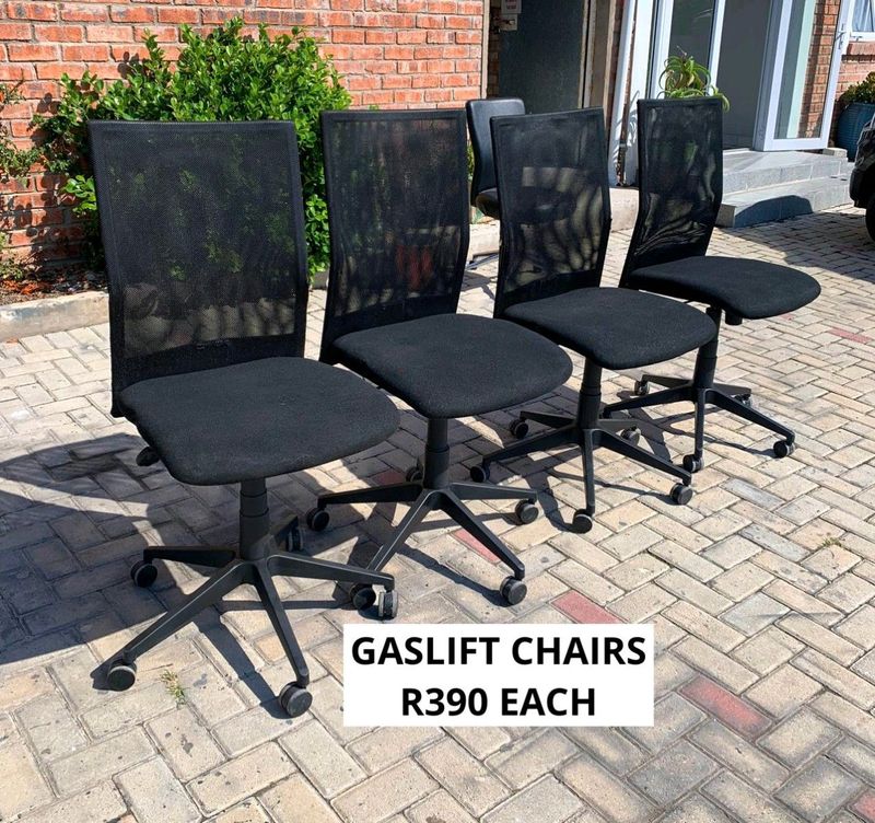 GAS LIFT HEIGHT ADJUSTABLE CHAIRS