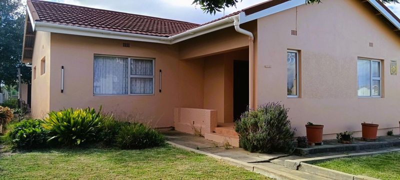 3 BEDROOM HOUSE FOR SALE