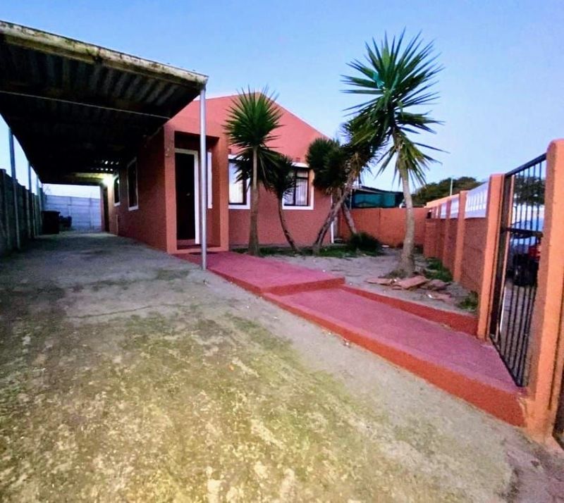 Well maintained 3 bedroom house for sale in Robinvale Atlantis