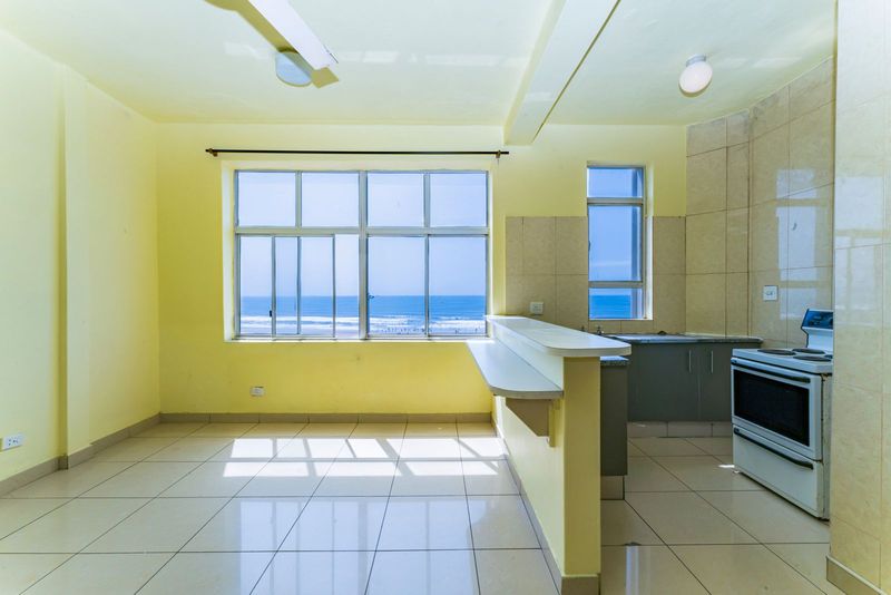 Secure Apartment with stunning sea views