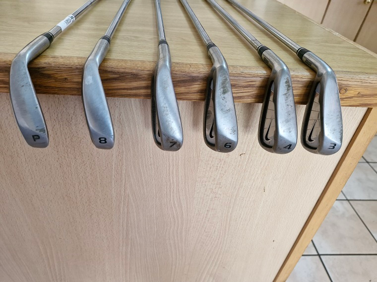 Golfers Bargain ! Incomplete NIKE NDS Irons in good condition !