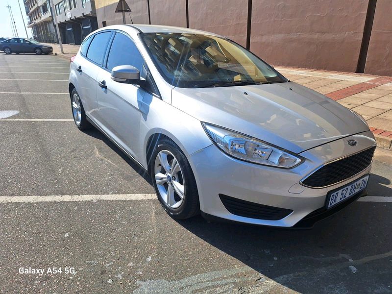 2015 ford focus 1 0 ecoboost full service history