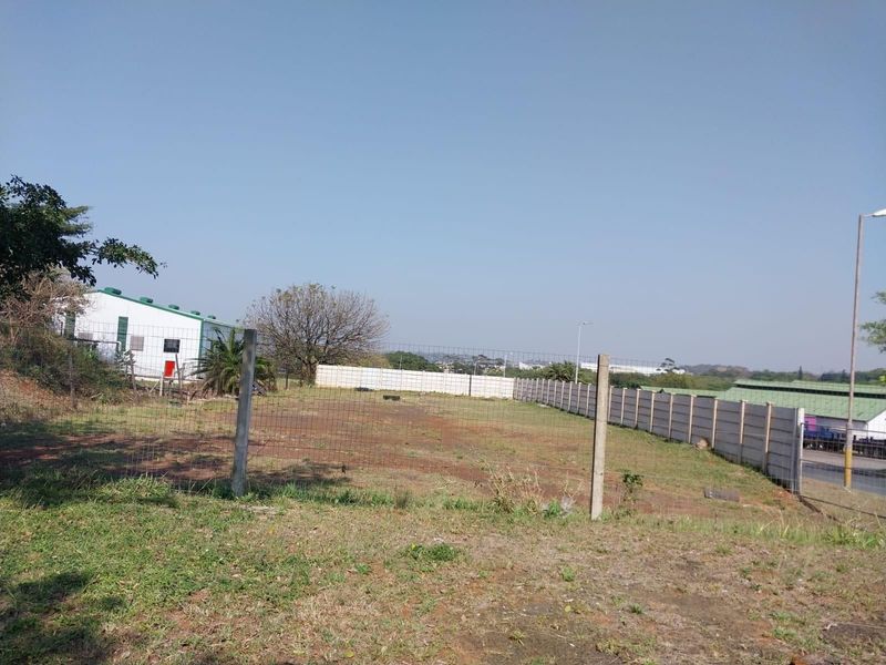 Land in Amanzimtoti To Rent