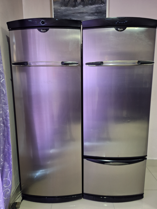 Whirlpool fridge / freezer side by side