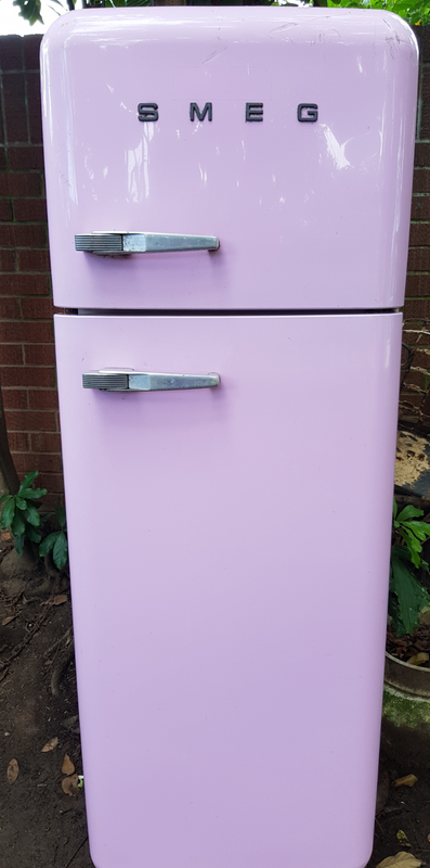 SMEG  Refrigerate for sale not in working condition R3000 negotiable