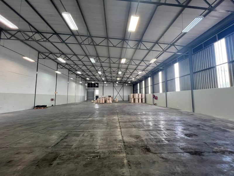 Great Warehouse available to rent in Capricorn Business Park