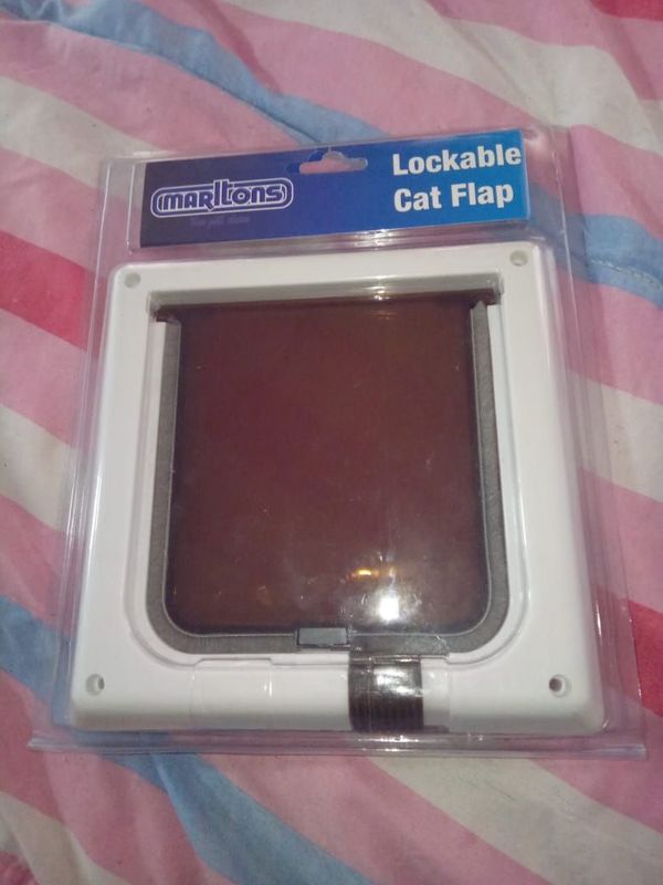 Lockable cat flap for sale