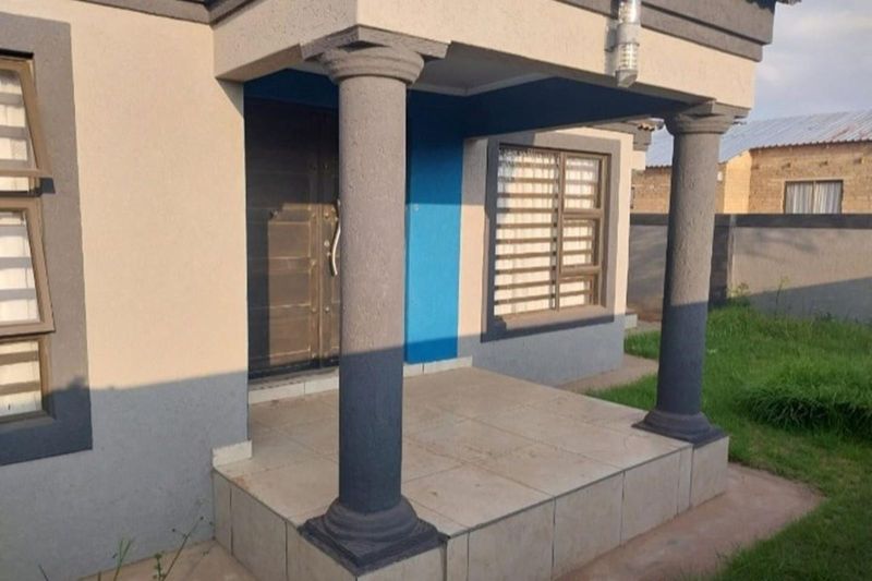 3 bedroom house for sale at Mankweng