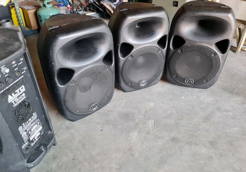 Wharfdale powered speakers