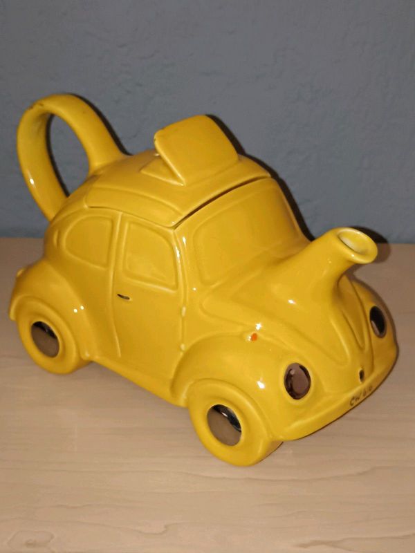 Vintage 1990s Carlton ware VW beetle car teapot