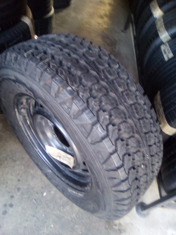 1xsparewheel for bakkie 17inch 139/6pcd with new wrangler tyre