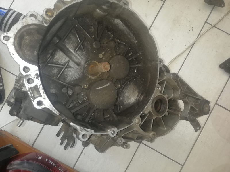 VOLVO S60 / V70 MANUAL GEARBOX FOR SALE