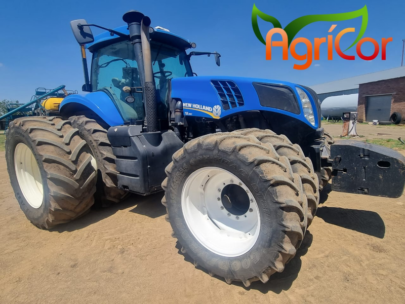 2013 New Holland T8.390 TRF1977
