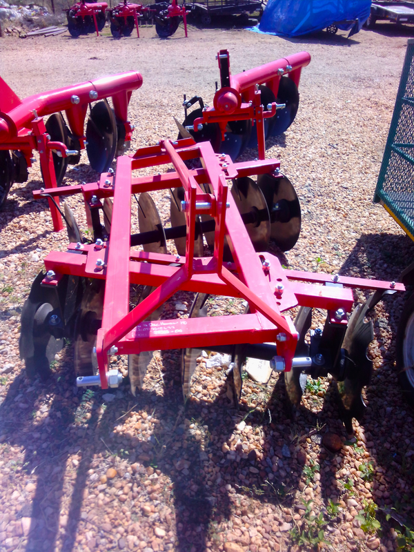 Disc harrow for sale / 14 Skottel dis